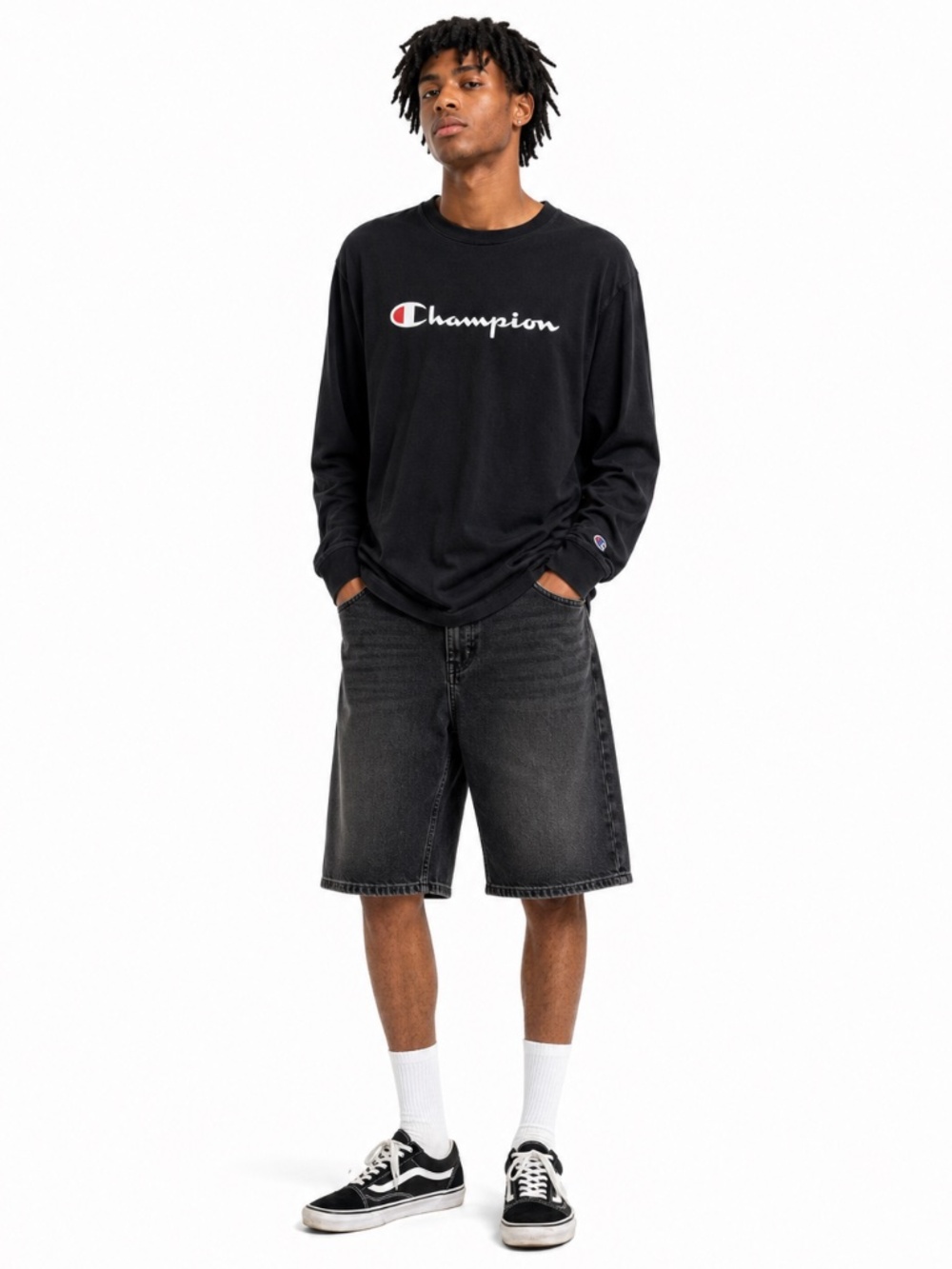 Champion Black Long Sleeve Crewneck Cotton Tee – Size Medium GUC